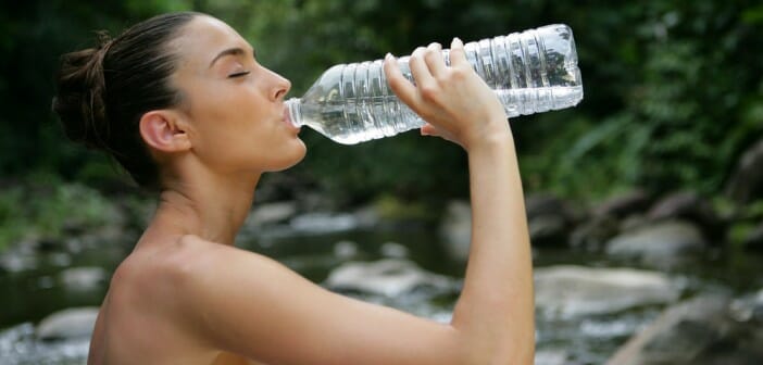 Boire trop d'eau fait-il grossir ?