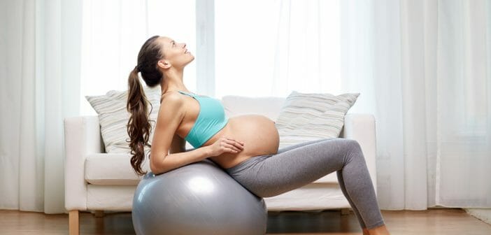 Quels exercices de fitball pendant la grossesse