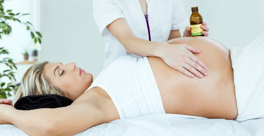 Quels sont les bienfaits des massages drainants pendant la grossesse