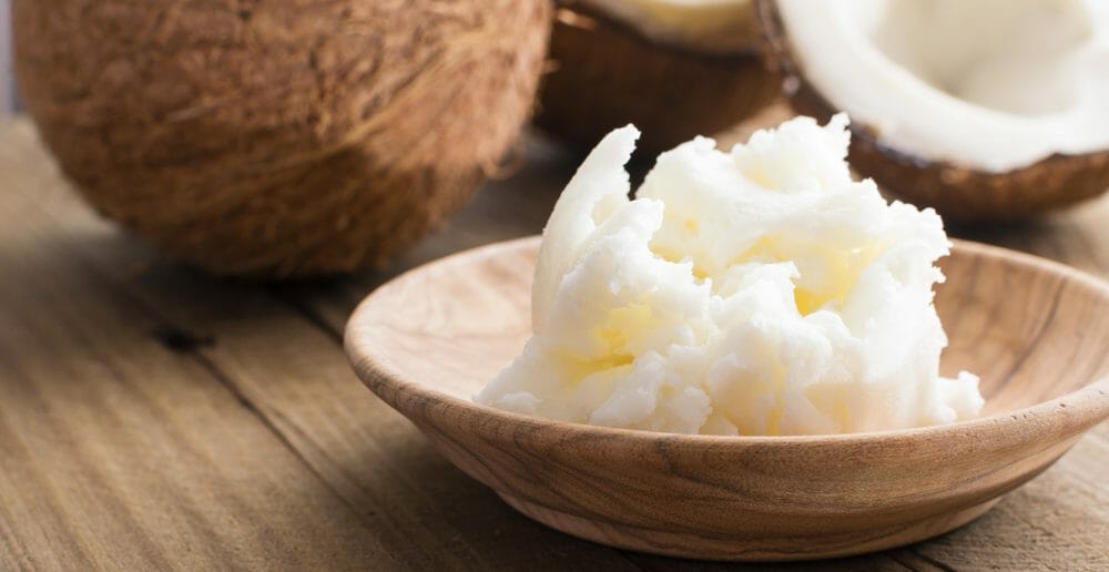 Le beurre de noix de coco bio permet-il de lutter contre les vergetures ?