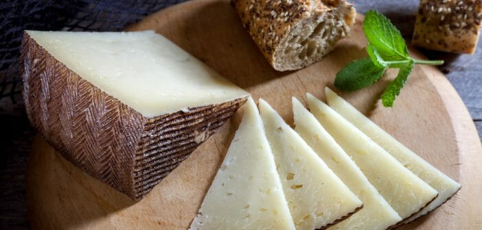 Combien de calories dans le fromage manchego
