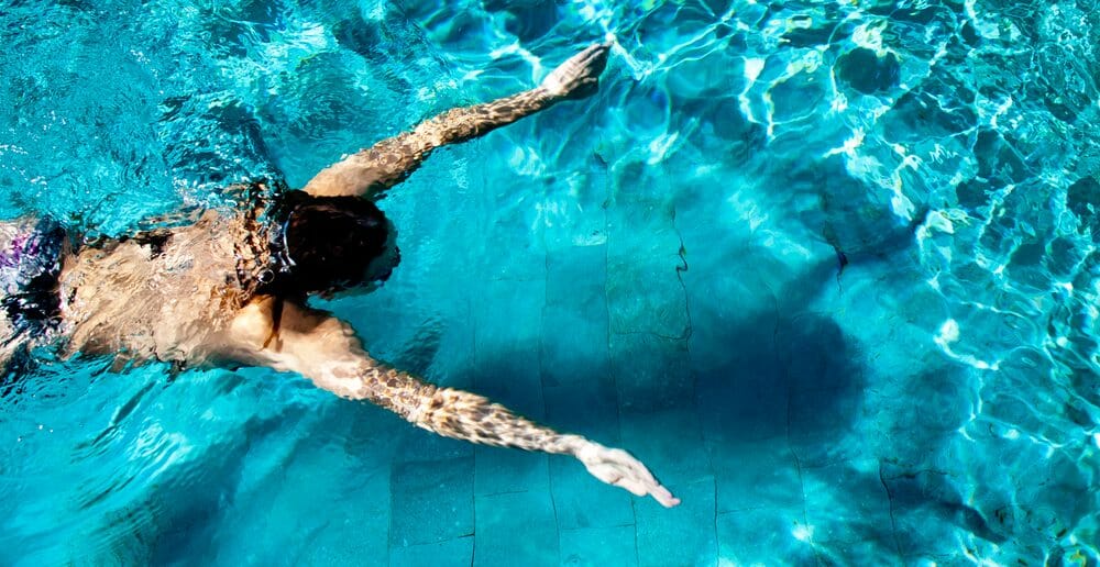 La natation pour se muscler le dos
