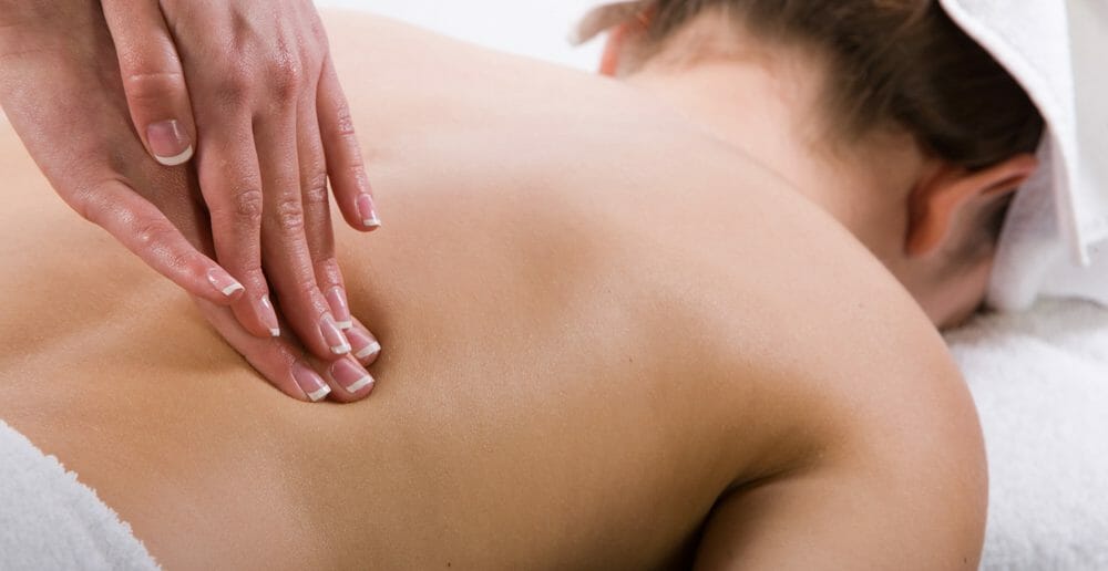 Les bienfaits du massage Do in contre les bouffées de chaleur