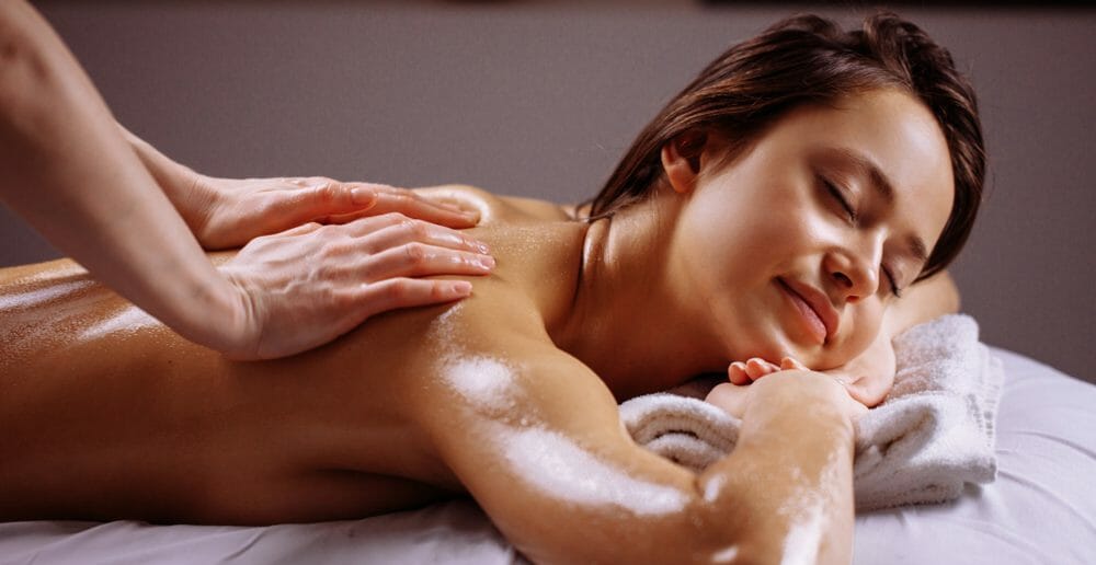 Les massages-efficace-contre-la-retention-d-eau